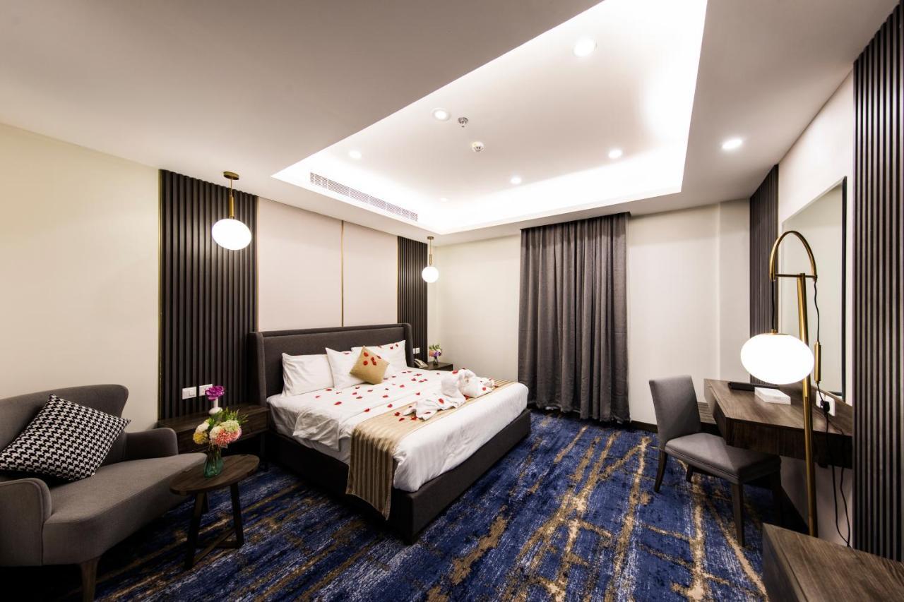 Lily Hotel Suite Hofuf Екстериор снимка