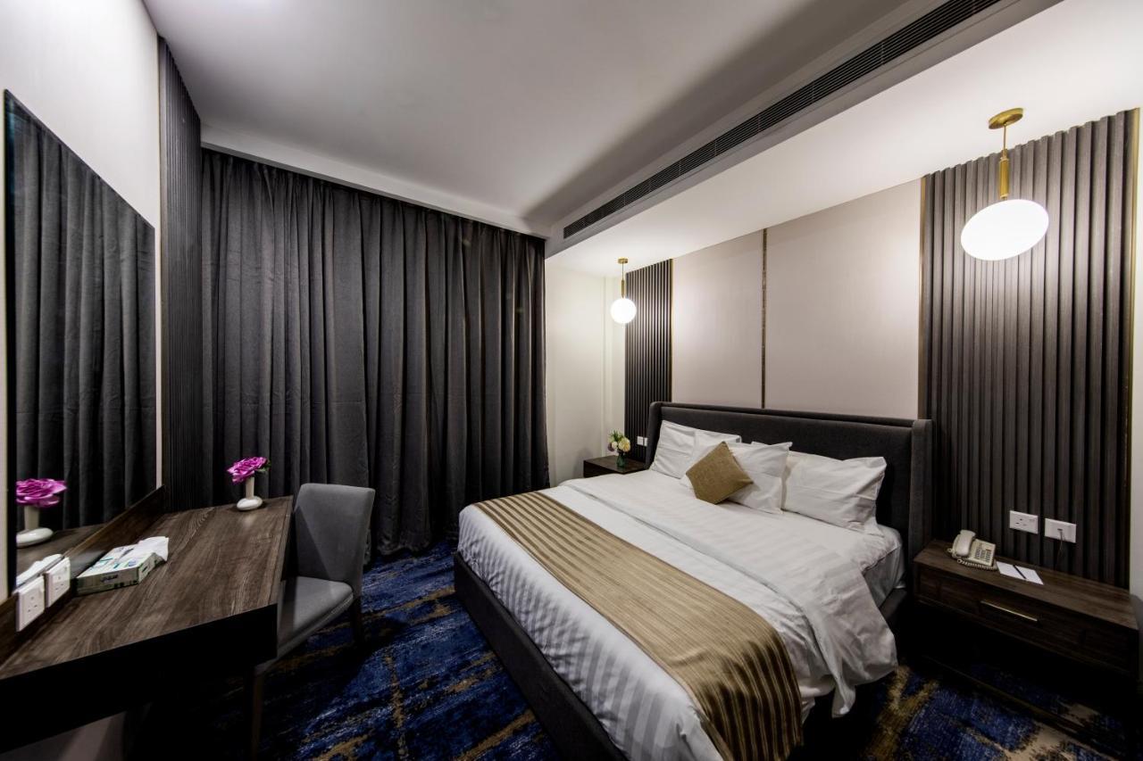 Lily Hotel Suite Hofuf Екстериор снимка