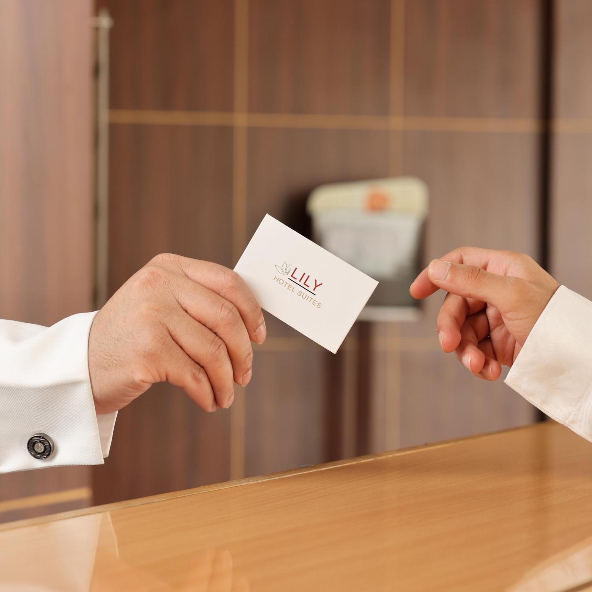Lily Hotel Suite Hofuf Екстериор снимка